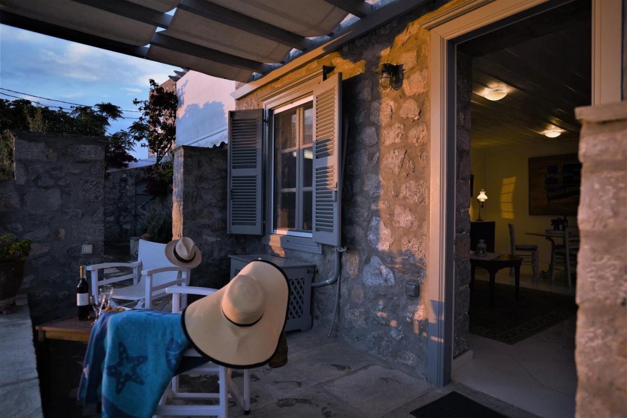 Villa Sunset Hydra Buitenkant foto